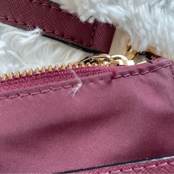 Michael Kors | Jet Set Nylon Gabardine Messenger Bag - Picture 10 of 10